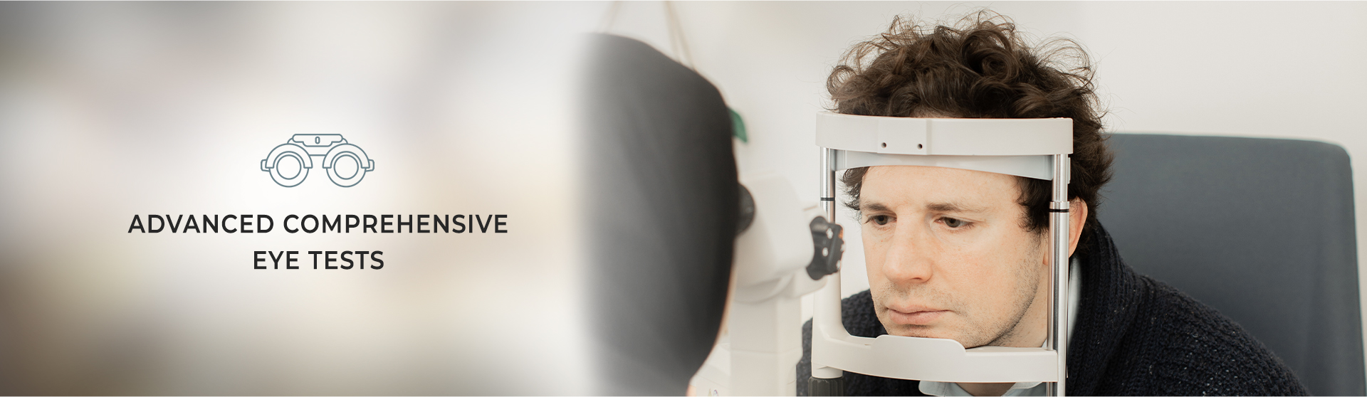 Comprehensive eye examination room